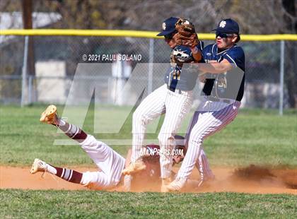 Thumbnail 3 in Marshall @ Holy Cross photogallery.