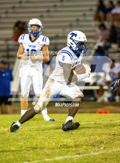 Thumbnail 1 in Triton @ Terry Sanford photogallery.