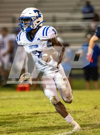 Thumbnail 3 in Triton @ Terry Sanford photogallery.