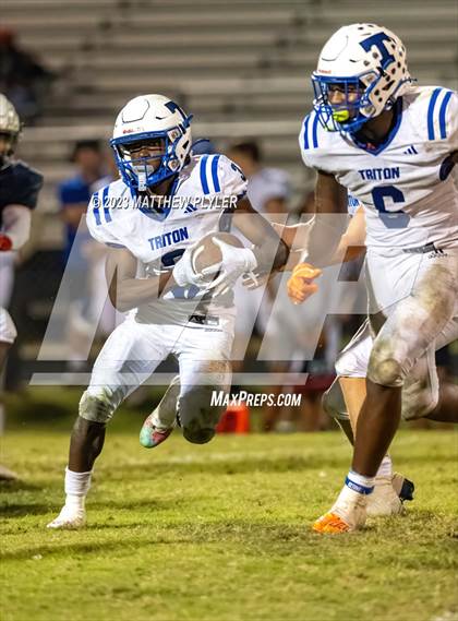 Thumbnail 2 in Triton @ Terry Sanford photogallery.