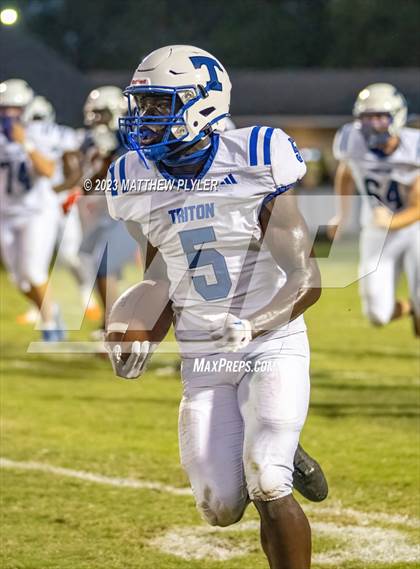 Thumbnail 1 in Triton @ Terry Sanford photogallery.