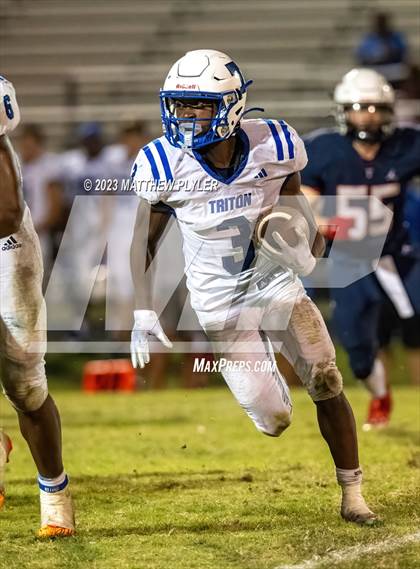 Thumbnail 2 in Triton @ Terry Sanford photogallery.