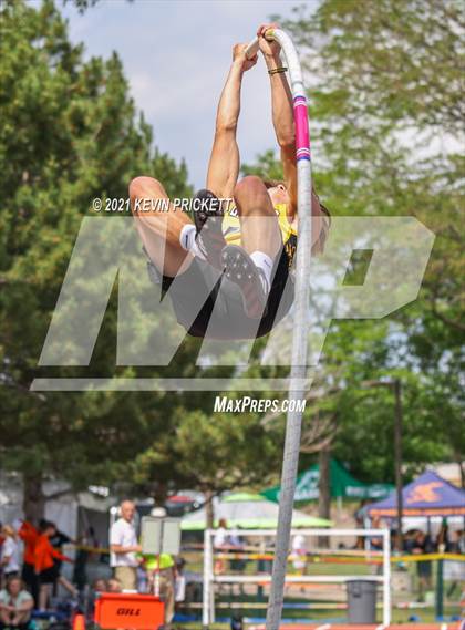 Thumbnail 2 in CHSAA Track & Field 4A Championships (Boys Pole Vault) photogallery.