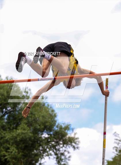 Thumbnail 3 in CHSAA Track & Field 4A Championships (Boys Pole Vault) photogallery.