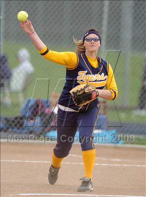 Thumbnail 2 in River Valley @ Inderkum photogallery.