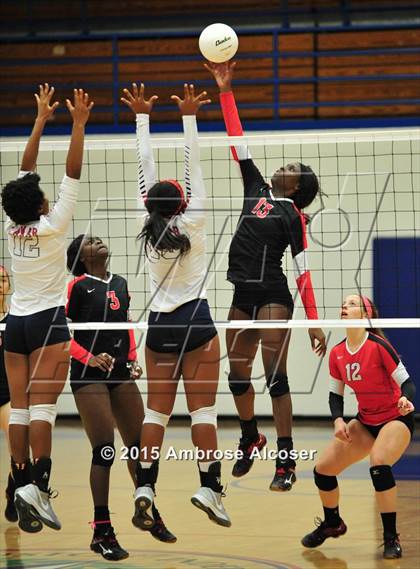 Thumbnail 3 in Bellaire @ Lamar photogallery.
