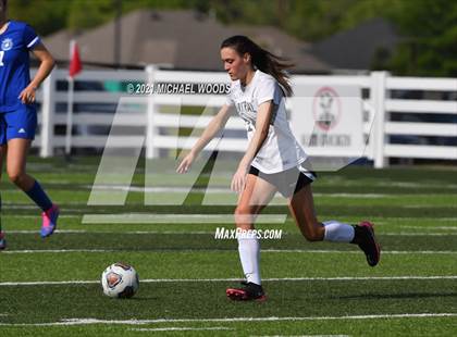 Thumbnail 3 in Rogers vs. Central (AAA 6A First Round Playoff) photogallery.