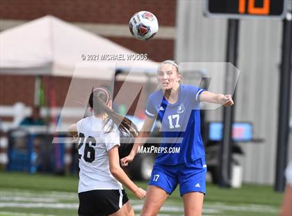 Thumbnail 2 in Rogers vs. Central (AAA 6A First Round Playoff) photogallery.