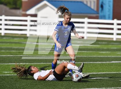 Thumbnail 1 in Rogers vs. Central (AAA 6A First Round Playoff) photogallery.