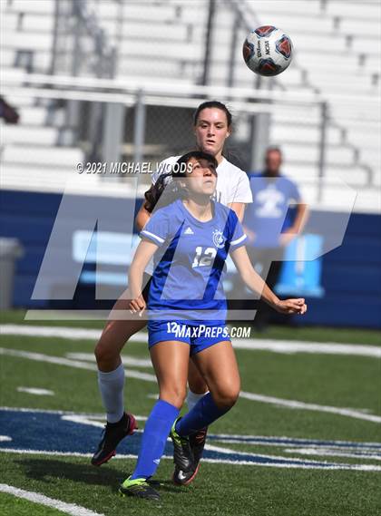 Thumbnail 1 in Rogers vs. Central (AAA 6A First Round Playoff) photogallery.