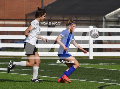 Thumbnail 1 in Rogers vs. Central (AAA 6A First Round Playoff) photogallery.