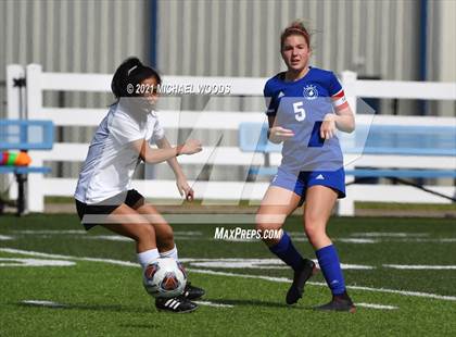 Thumbnail 2 in Rogers vs. Central (AAA 6A First Round Playoff) photogallery.