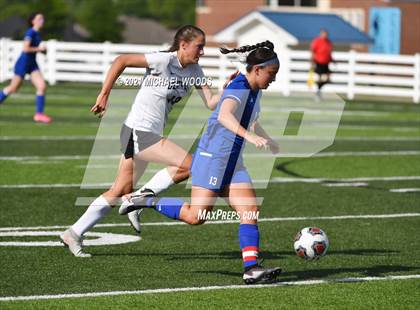 Thumbnail 2 in Rogers vs. Central (AAA 6A First Round Playoff) photogallery.