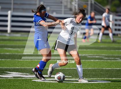 Thumbnail 3 in Rogers vs. Central (AAA 6A First Round Playoff) photogallery.