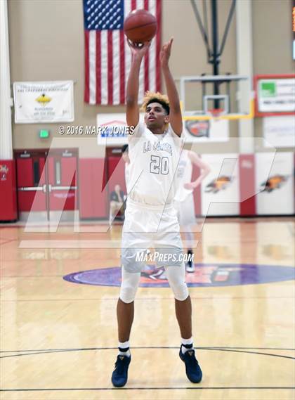 Thumbnail 2 in Westbury Christian vs. La Lumiere (Hoophall West Invitational) photogallery.
