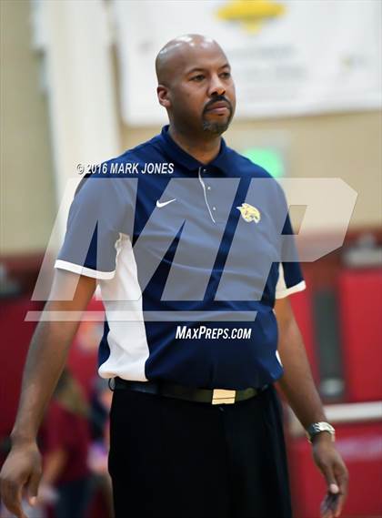 Thumbnail 2 in Westbury Christian vs. La Lumiere (Hoophall West Invitational) photogallery.