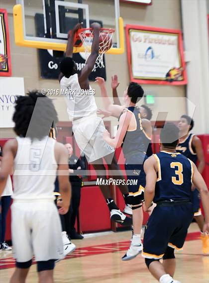 Thumbnail 2 in Westbury Christian vs. La Lumiere (Hoophall West Invitational) photogallery.
