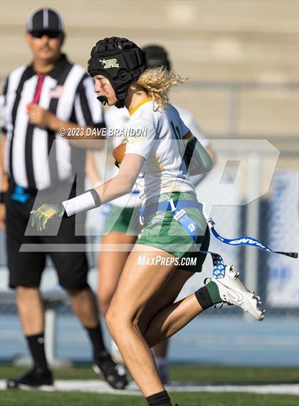 Thumbnail 1 in Royal vs. Oxnard (Ventura County Championships) photogallery.