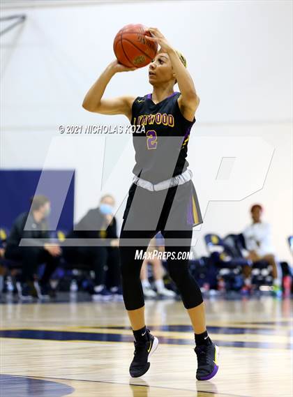 Thumbnail 2 in Lynwood vs. Warren photogallery.
