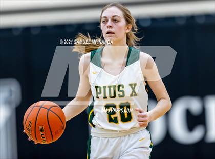 Thumbnail 2 in Fremont vs. Pius X photogallery.