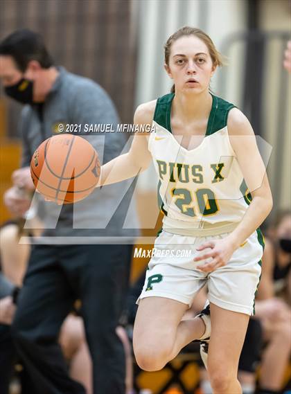 Thumbnail 3 in Fremont vs. Pius X photogallery.