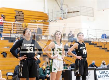 Thumbnail 1 in Fremont vs. Pius X photogallery.