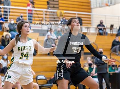 Thumbnail 2 in Fremont vs. Pius X photogallery.