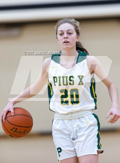 Thumbnail 3 in Fremont vs. Pius X photogallery.