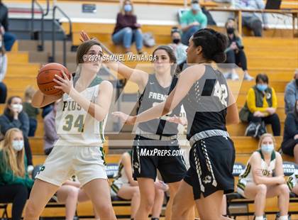 Thumbnail 3 in Fremont vs. Pius X photogallery.