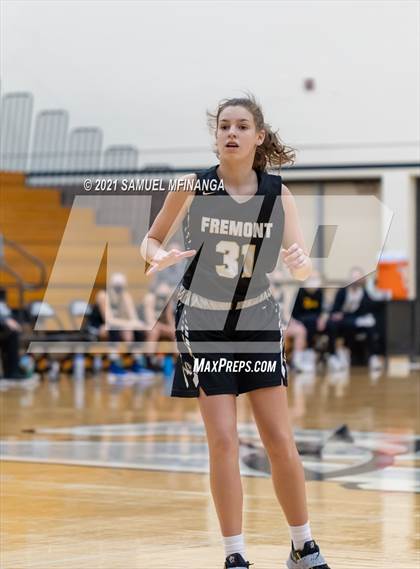 Thumbnail 1 in Fremont vs. Pius X photogallery.