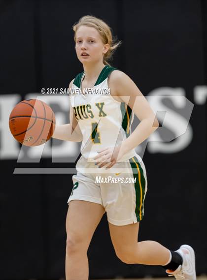 Thumbnail 1 in Fremont vs. Pius X photogallery.