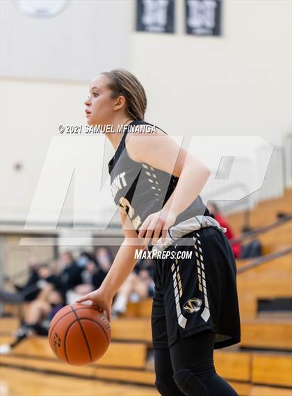 Thumbnail 1 in Fremont vs. Pius X photogallery.