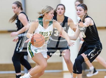 Thumbnail 1 in Fremont vs. Pius X photogallery.