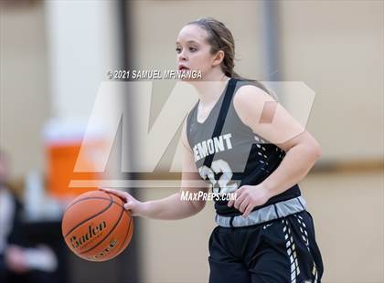 Thumbnail 3 in Fremont vs. Pius X photogallery.