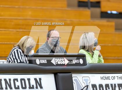 Thumbnail 3 in Fremont vs. Pius X photogallery.