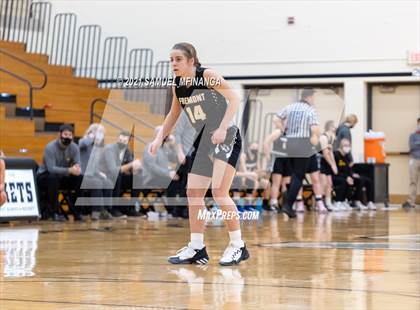 Thumbnail 1 in Fremont vs. Pius X photogallery.