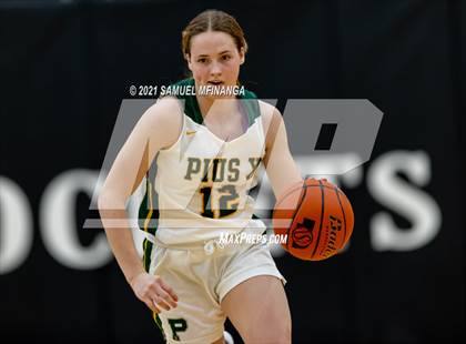 Thumbnail 3 in Fremont vs. Pius X photogallery.