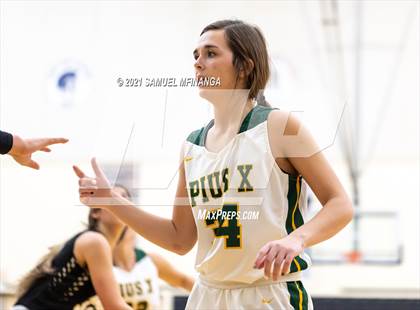 Thumbnail 3 in Fremont vs. Pius X photogallery.