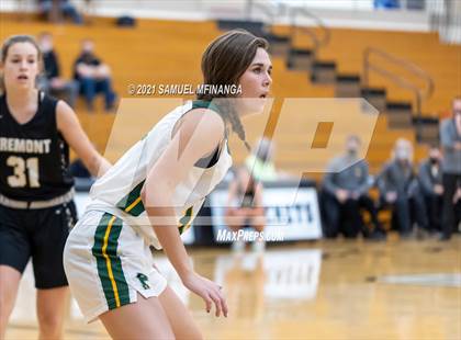 Thumbnail 3 in Fremont vs. Pius X photogallery.