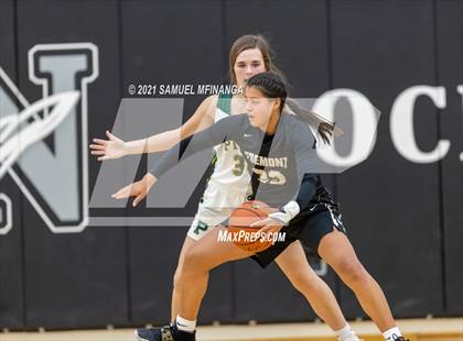 Thumbnail 2 in Fremont vs. Pius X photogallery.