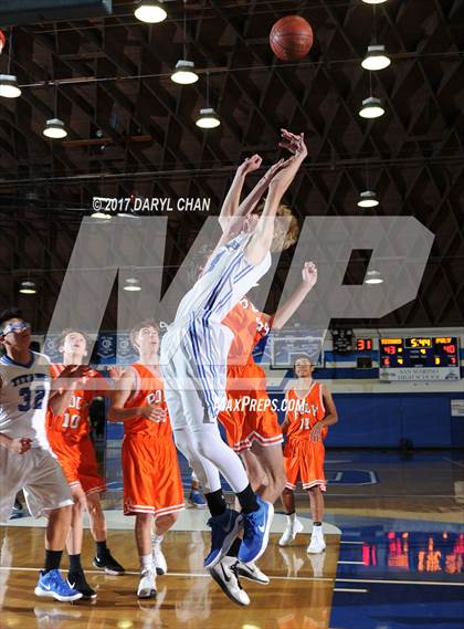 Thumbnail 3 in San Marino vs Polytechnic photogallery.