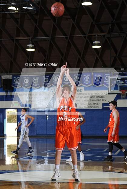 Thumbnail 2 in San Marino vs Polytechnic photogallery.