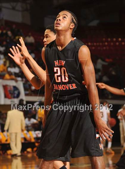 Thumbnail 1 in West Charlotte vs. New Hanover (NCHSAA 4A Final) photogallery.