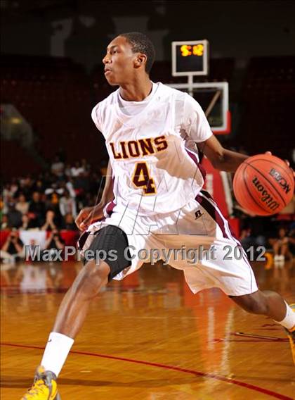 Thumbnail 2 in West Charlotte vs. New Hanover (NCHSAA 4A Final) photogallery.