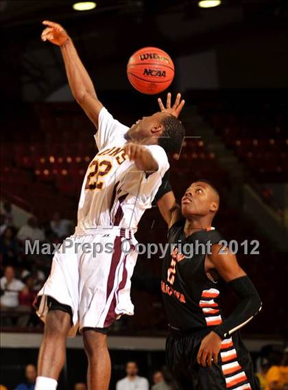 Thumbnail 1 in West Charlotte vs. New Hanover (NCHSAA 4A Final) photogallery.