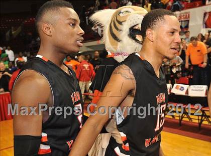 Thumbnail 1 in West Charlotte vs. New Hanover (NCHSAA 4A Final) photogallery.