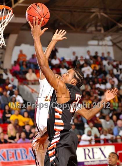 Thumbnail 3 in West Charlotte vs. New Hanover (NCHSAA 4A Final) photogallery.