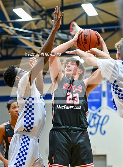 Thumbnail 1 in Jo Byrns @ Hume-Fogg photogallery.