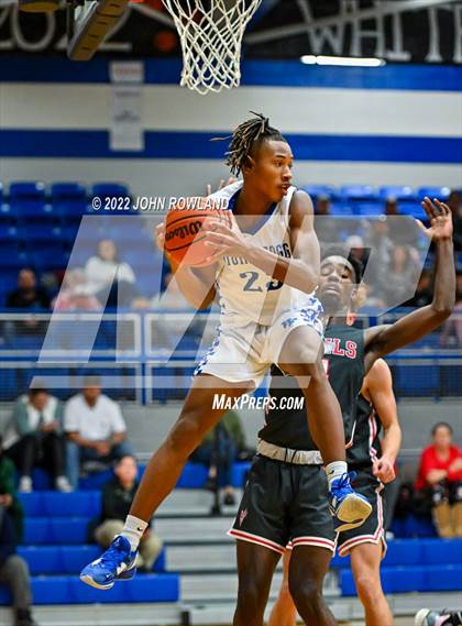 Thumbnail 3 in Jo Byrns @ Hume-Fogg photogallery.