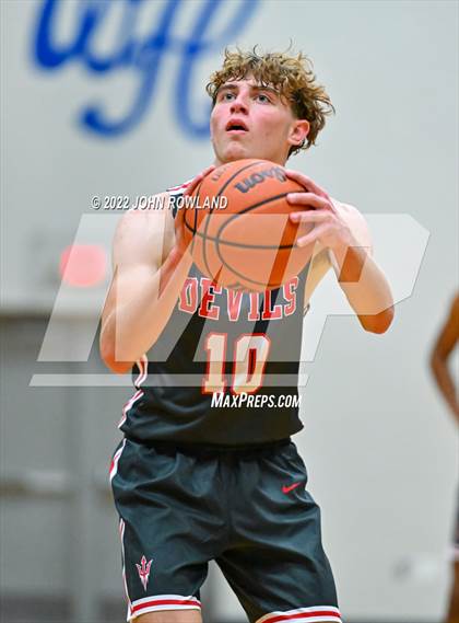 Thumbnail 1 in Jo Byrns @ Hume-Fogg photogallery.